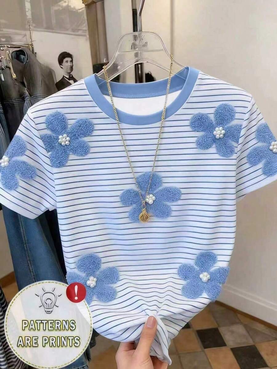 Resyla Women's Striped 3D Floral Print Casual T-Shirt - Multicolor - View 1