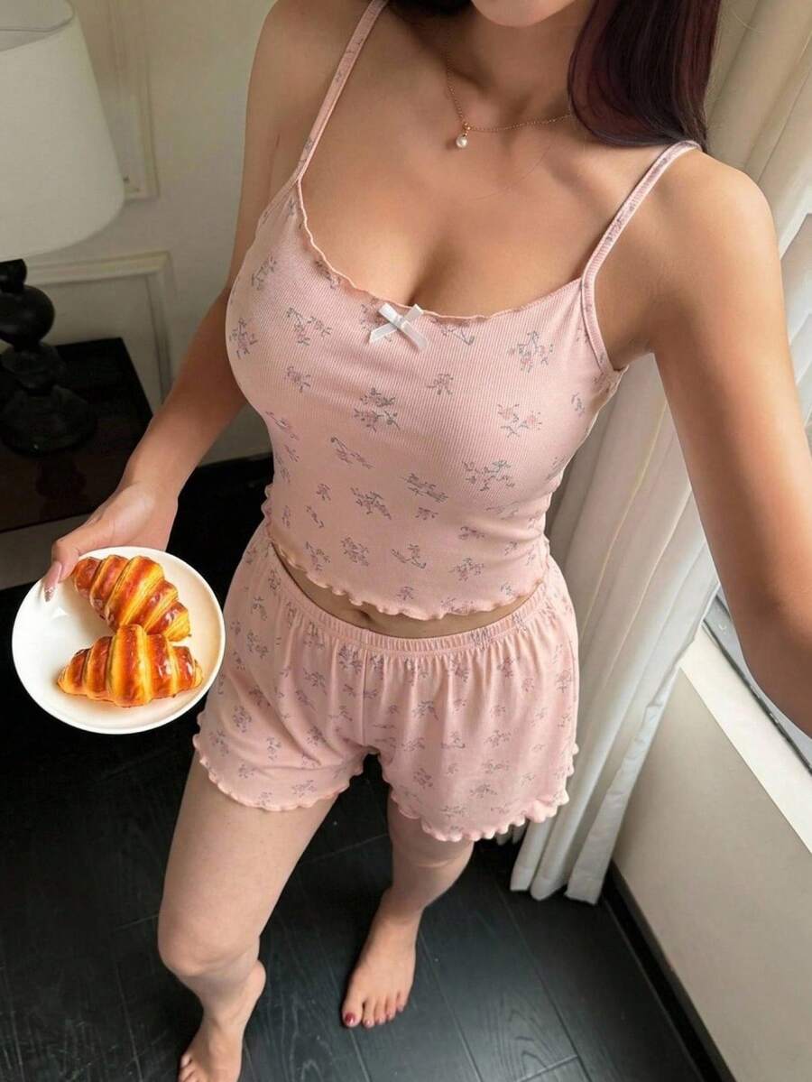 DAZY 甜美碎花無袖背心上衣 & 修身短版長褲 2件組,女款春夏季睡衣套裝 - 粉色 - 查看 1