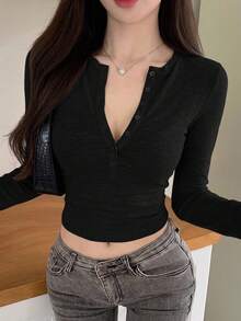 DAZY Women's Half-Zip Long Sleeve Bodycon T-Shirt - Black - View 6