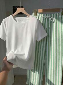 SHEIN EZwear 两件套休闲简约风白色圆领短袖上衣和绿色仿机械条纹印花长裤，适合春夏穿着。 - 彩色 - 查看 6