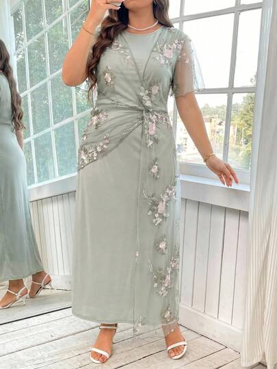 SHEIN Clasi Đầm nữ size lớn họa tiết thêu hoa phối lưới phong cách thường ngày dự tiệc