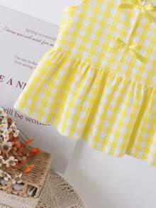 SHEIN Vintaside Kids 少女夏季新款清新田園風精緻綠白格紋兩件套，同色系蝴蝶結裝飾無袖背心上衣 + 同花色寬腿長褲，甜美可愛日常穿搭 - 黃色 - 查看 8