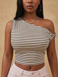 Radiana Camiseta Cropped Ajustada com Gola Assimétrica Elegante e Versátil, Listrada em Marrom Abricó, Plus Size, Adequada para Lazer, Uso Diário, Versátil, Estilo de Rua, Coachella, Vestuário Ocidental, Festival de Música, Vintage, Minimalismo, Concerto, Festa de Carnaval, Resort, Passeio, Férias, Encontro à Noite, Reunião, Aniversário, Festa de Despedida de Solteira, Gyaru, Intervalo, Rave, Modesta, Chique, Clube, Fofa, Casual, Compras, Streetwear, Saída, Y2K, Y3K, Coquete, Valoriza a Silhueta - Multicolorido - Visão 1