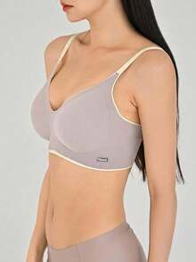 DAZY Women's Colorblock Adjustable Strap Minimalist Bra - Purple - View 4