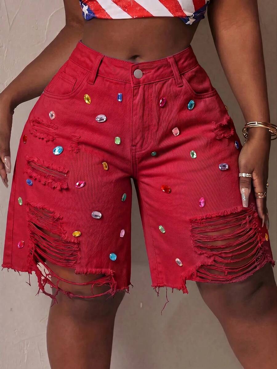 Slaydiva Plus Size Women's Solid Color Rhinestone Decor Distressed Frayed Hem Button Denim Jeans - Red - View 1