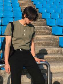 DAZY Short Sleeve Green Ribbed Fabric Men's Summer Solid Color T-Shirt - Army Green - View 4