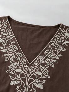 Balvessa 棕色花卉刺繡女款無袖V領休閒鄉村風波希米亞度假夏季上衣 - 棕色 - 查看 5