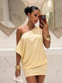 Slaydiva This Figure-Flattering, Loose-Fitting Light Yellow Mini Dress With Dropped Shoulders And A Relaxed, Slimming Shorts Set Is A Must-Have For Summer Dates And Vacations-A - Yellow - View 7