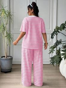 SHEIN EZwear 大尺碼女款條紋圓領短袖T恤與長褲休閒兩件套 - 淺粉色 - 查看 2