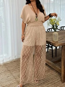 Weeklong Jumpsuit Kasual Liburan Musim Semi/Panas Wanita Ukuran Besar dengan Leher Silang dan Pinggang Ramping serta Patchwork Renda - Khaki - View 4