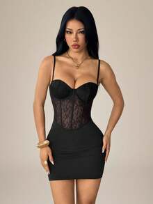 SHEIN PETITE 撞色蕾丝胸衣吊带紧身白色束身连衣裙 黑色迷你连衣裙 黑色透视连衣裙 黑色蕾丝连体衣 黑色性感连衣裙 女款，黑色女式连衣裙 - 黑色 - 查看 3