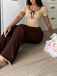 SweetSlumber 對比滾邊 Y2K 女款居家休閒套裝 - 卡其色 - 查看 4