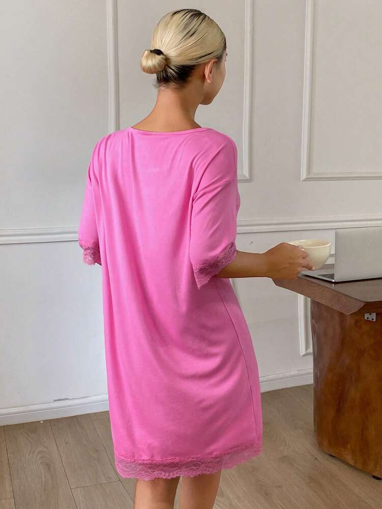 Women's Comfortable Versatile Lace Patchwork Round Neck Casual Nightgown