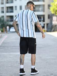 Devon Thys 男士简约百搭条纹字母印花短袖休闲T恤 - 藍色 - 查看 2