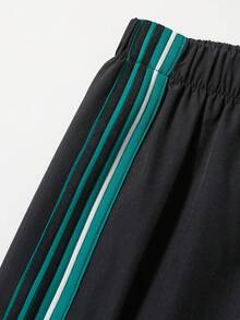 SHEIN 青少年男孩休閒日常舒適拼接彈性腰鬆直筒素色梭織長褲運動褲慢跑褲防風褲綠色黑色褲子適合春夏日常穿著運動出遊上學派對節慶拍照 - 黑色 - 查看 4