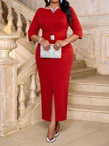 Fleurora Plus Size Solid Color Minimalist Daily Wear Round Neck Short Sleeve Dress Plus Size Christmas Red - Red - View 4