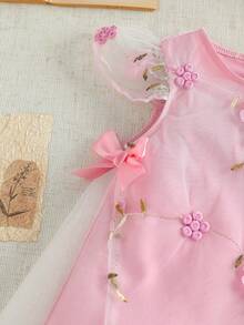 SHEIN Baby Girl 0-3 Years Spring/Summer Princess Style 3D Pink Floral Mesh Bow Dress, Suitable For Birthday Party, Evening Event, Everyday Wear, Vacation - Pink - View 3