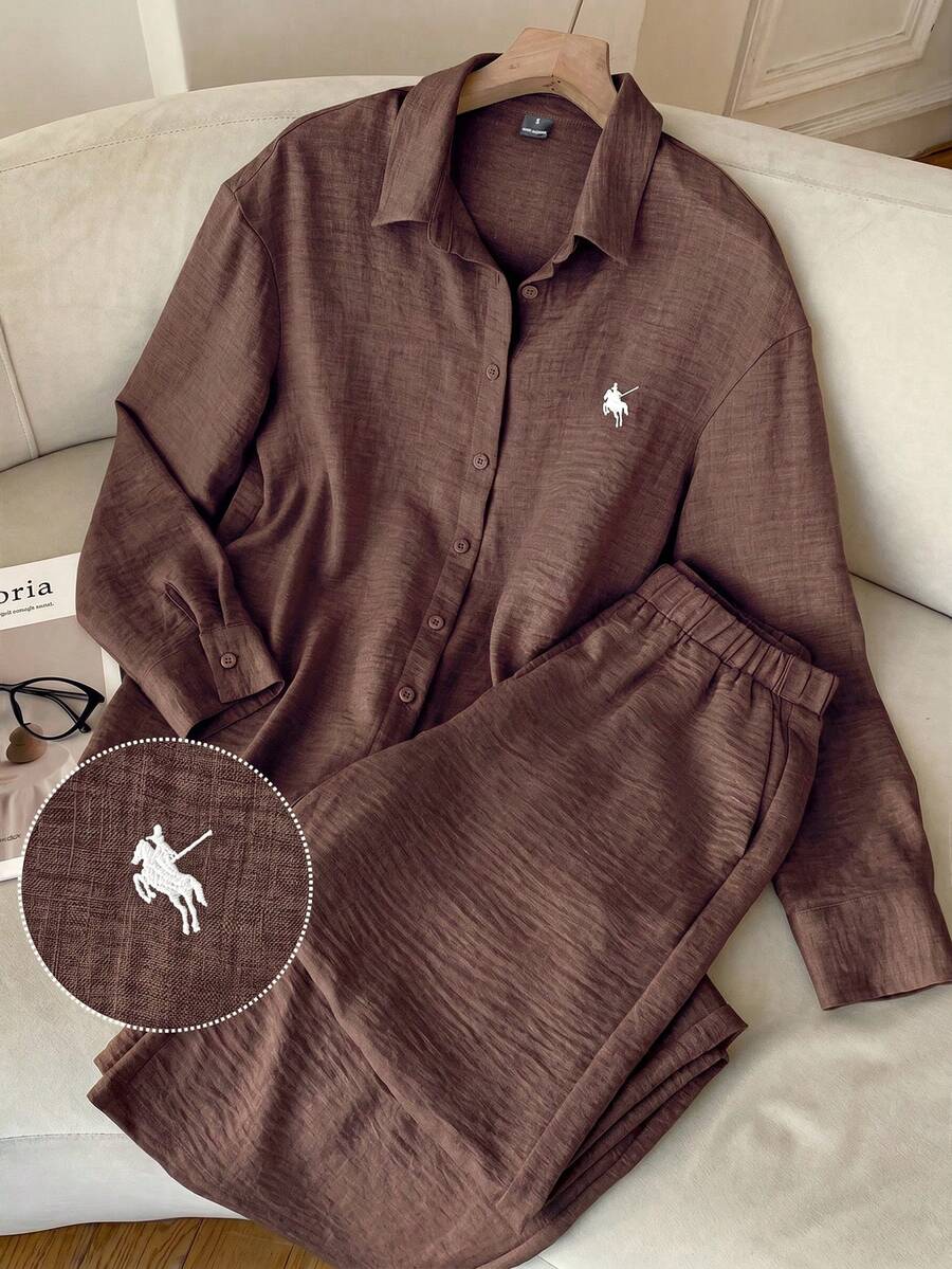 SHEIN EZwear 巧克力棕色編織騎士刺繡長袖襯衫與長褲休閒套裝 - 巧克力棕 - 查看 1