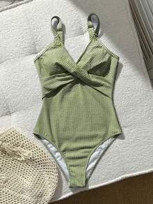 Swim Lushoire Baju Renang Terusan Bergaris dengan Detail Silang di Dada, Terbuat dari Kain Khusus - Hijau Tentara - View 5