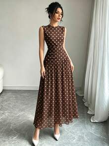 Modelyn 白色波點圖案深咖啡色法式雪紡洋裝，女款時尚低領無袖收腰長洋裝，抓皺腰部顯瘦設計，夏季度假風穿搭，優雅日常服飾 - 彩色 - 查看 4