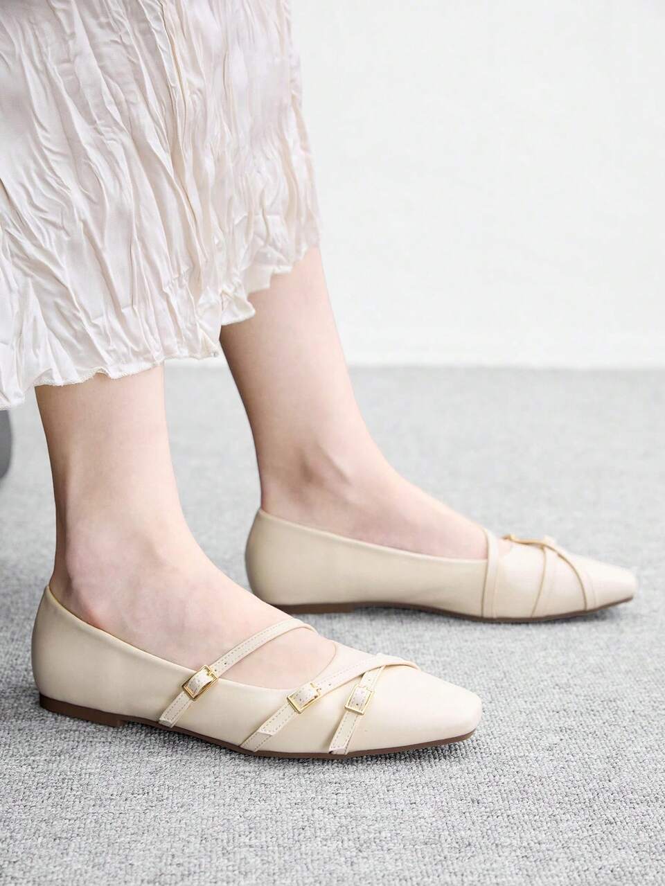 CUCCOO BIZCHIC Women Shoes Small Square Toe Flat Bottom Apricot Cross-Buckle Women's Low Vamp Flat Bottom Shoes Light And Comfortable Commuting Mary Jane With Skirt Women's Shoes
