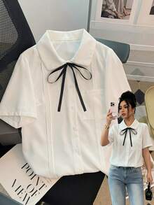 SHEIN Clasi 女款前綁帶短袖單排扣休閒襯衫 開學季日常穿搭 黑白配色 夏季 - 白色 - 查看 1