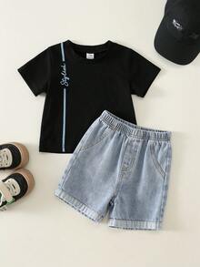 SHEIN 男女嬰兒/男嬰 2件組 春夏休閒可愛黑色T恤上衣與牛仔短褲套裝，男嬰套裝，男嬰夏季服裝，柔軟，街頭風，牛仔，牛仔褲 - 霧霾藍 - 查看 4