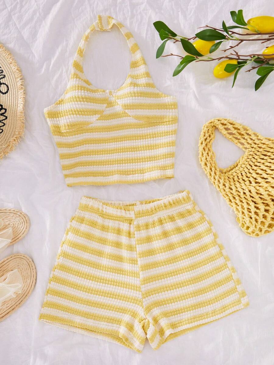 SHEIN 女童檸檬黃條紋掛脖套裝，夏季青少年女孩辣妹風露背上衣 + 高腰短褲 2件組