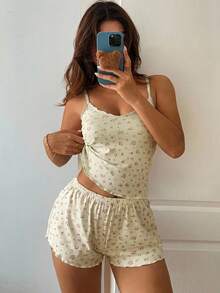 DAZY 甜美碎花修身無袖背心上衣與短款睡褲 2 件組女款夏季睡衣套裝 - 綠色 - 查看 5