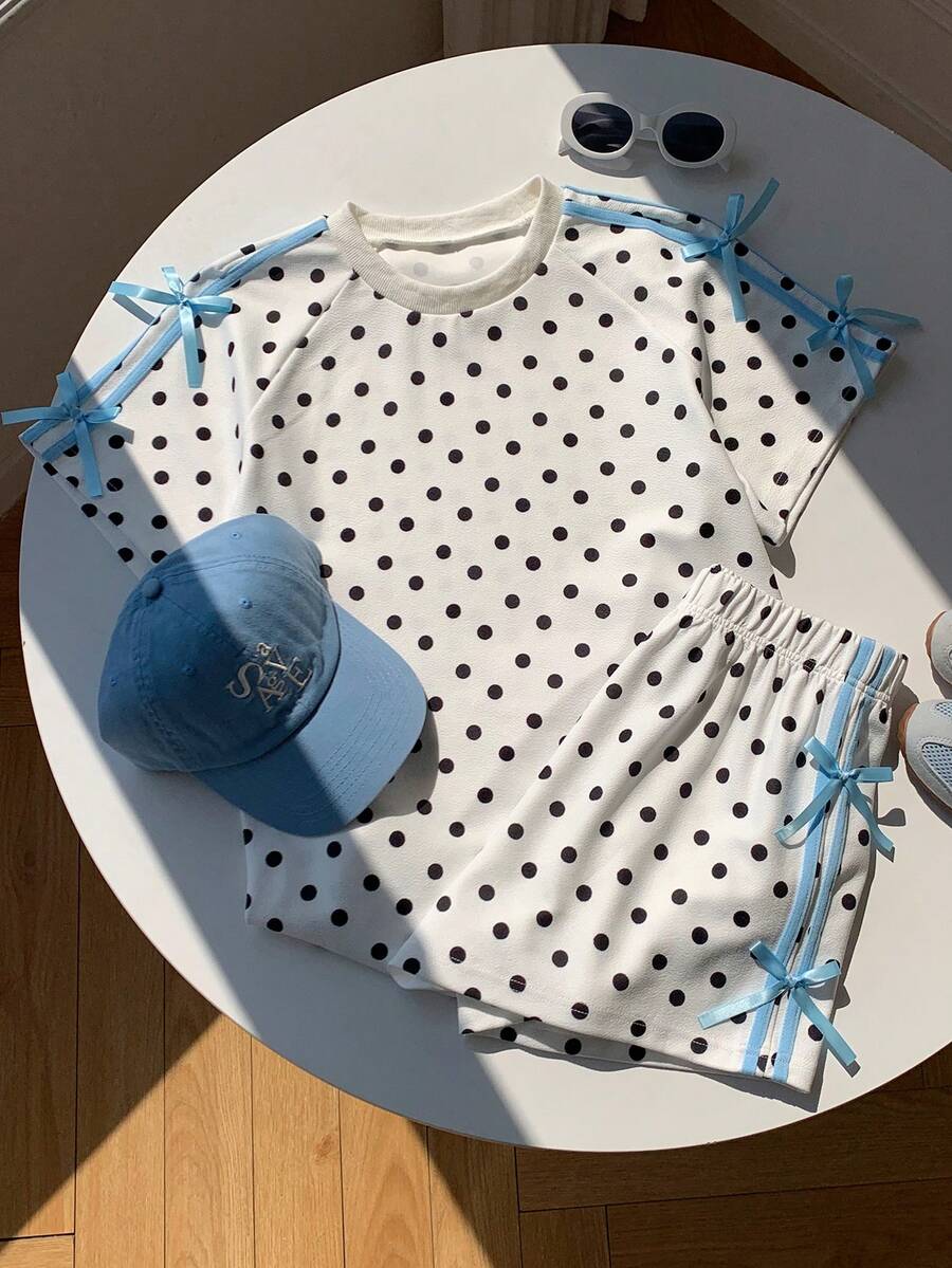 Comfortcana Damen Polka Dot Muster Schleife Dekoration Kurzarm T-Shirt und Shorts Lässig Set - Schwarz und Weiss - Übersicht 1