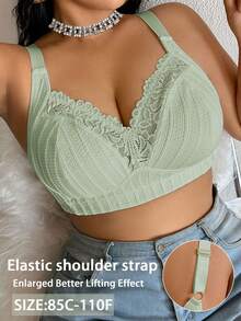 DesireSculpt Plus Size Lace Patchwork Non-Wired Bralette 1 Piece - Green - View 6