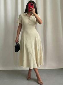 Modelyn 女款春夏季杏色針織提花短袖收腰鈕扣A字優雅浪漫大尺碼洋裝 - 杏色 - 查看 3