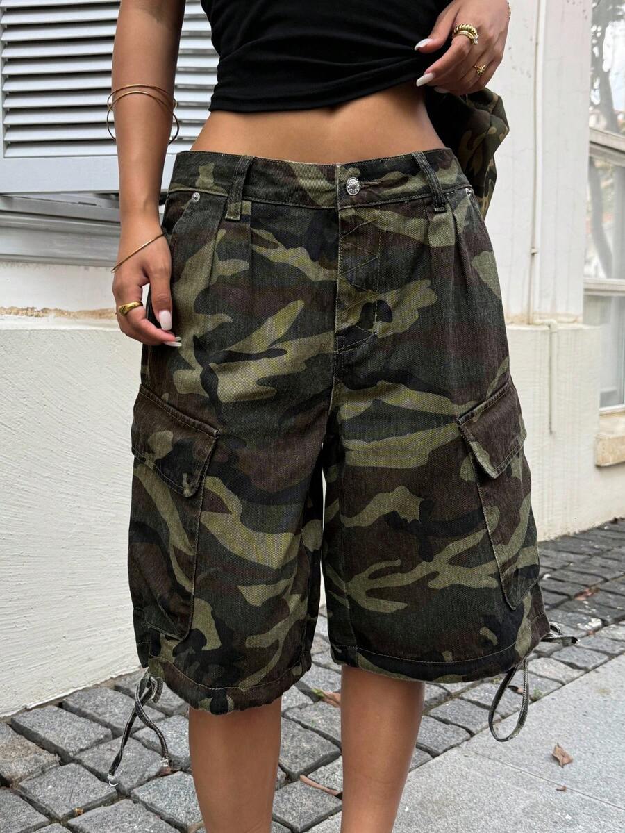 SHEIN ICON 女款口袋鈕扣迷彩休閒百搭日常旅行牛仔短褲 - 墨綠色 - 查看 1