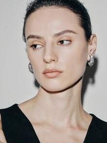 Noxbound A Pair Of Fashionable And Beautiful Light Luxury Punk Goth Earrings - black nickel - View 4