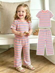 Elladie kids 2件套女童彩色条纹针织T恤和喇叭裤套装，圆领短袖上衣搭配彩色条纹针织休闲喇叭裤，适合女童穿着，可爱休闲，舒适百搭，适合日常穿着、外出、聚会、春夏穿着。 - 彩色 - 查看 14
