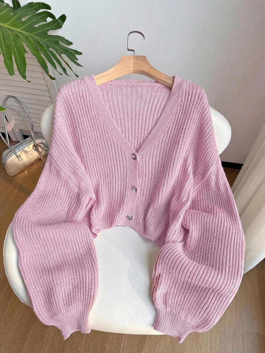 SHEIN EZwear 大尺碼女款秋冬休閒度假通勤簡約純色V領落肩寬鬆短版開襟衫 - 淺粉色 - 查看 1