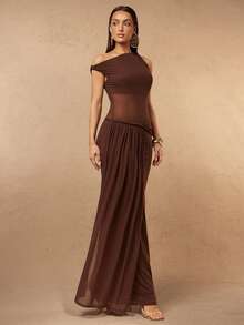 Silquee This Elegant Brown Maxi Dress Features A One-Shoulder Design And Is Adorned With Pleated Mesh Panels, Making It Suitable For Various Occasions. Women' - Coffee - View 6
