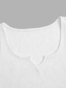 SHEIN Elenzya Two-Pack Plus-Size Solid V-Neck Sleeveless Tops. Minimalist Summer Casual & Back-To-School Style. - Black and White - View 5