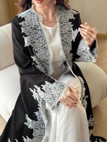 Al Najma 女款優雅日常蕾絲拼接寬鬆顯瘦刺繡穆斯林時尚拼接長袍 - 黑色 - 查看 2