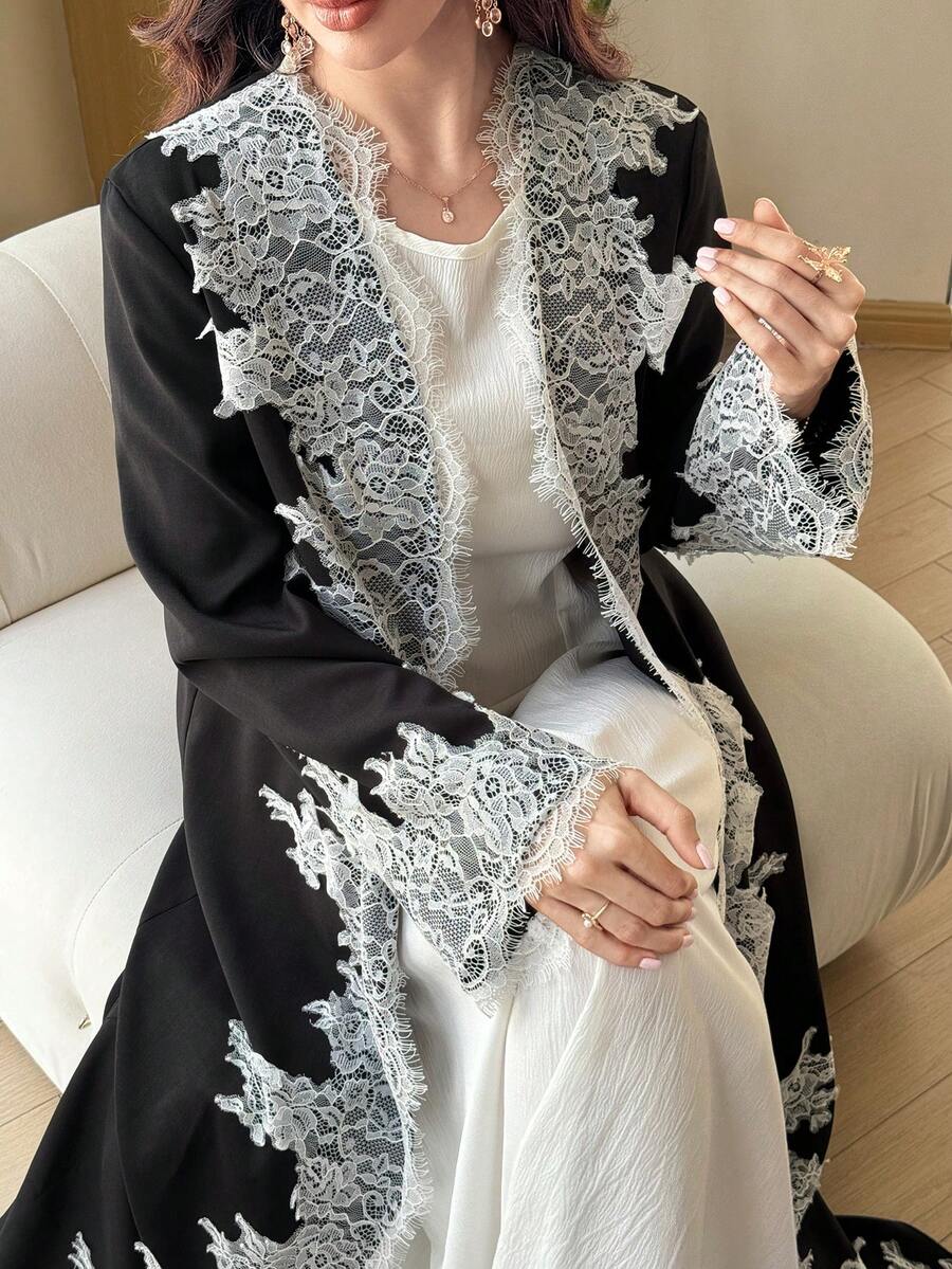 Al Najma 女款優雅日常蕾絲拼接寬鬆顯瘦刺繡穆斯林時尚拼接長袍