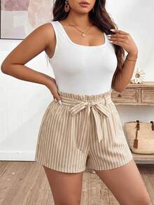 SHEIN Frenchy 條紋蝴蝶結短褲 & 對比色上衣 大尺碼 2件組 - 彩色 - 查看 7
