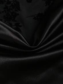 Sweetra 春夏新款女款設計感高街優雅抹胸貼身修身蕾絲飾邊洋裝，百搭舒適黑色街頭風 - 黑色 - 查看 3