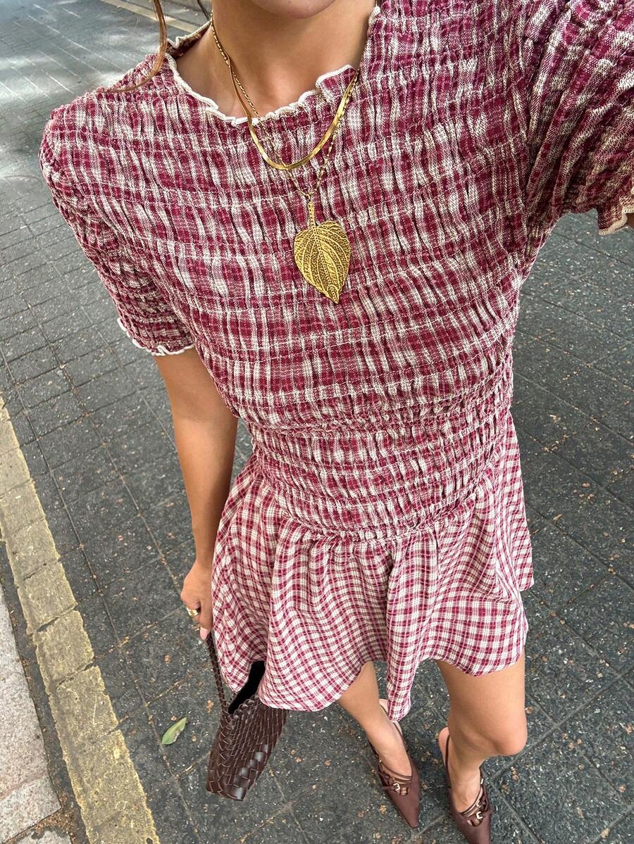 Siren Gaze Cottagecore Cute 70s Plaid Short-Sleeve Dress High-Waisted Pleated Bodice Ruffled Cuffs Puffed A-Line Mini Summer Vacation White Brunch - Red - View 1