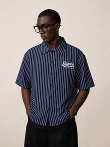 STYNVO Men's Vertical Striped Pattern Letter Print Short Sleeve Shirt - Royal Blue - View 2