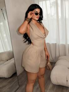 SHEIN SXY Ensemble de short sexy dos nu col bénitier pour femmes, nouveau pour l'été - Kaki - Voir 4