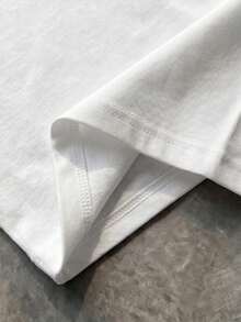 Manfinity EMRG 男士街頭時尚印花短袖T恤，度假風 - 白色 - 查看 5
