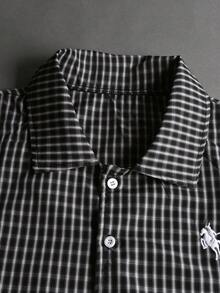 STYNVO 男士騎士刺繡格紋單排扣短袖休閒襯衫 - 黑色 - 查看 5