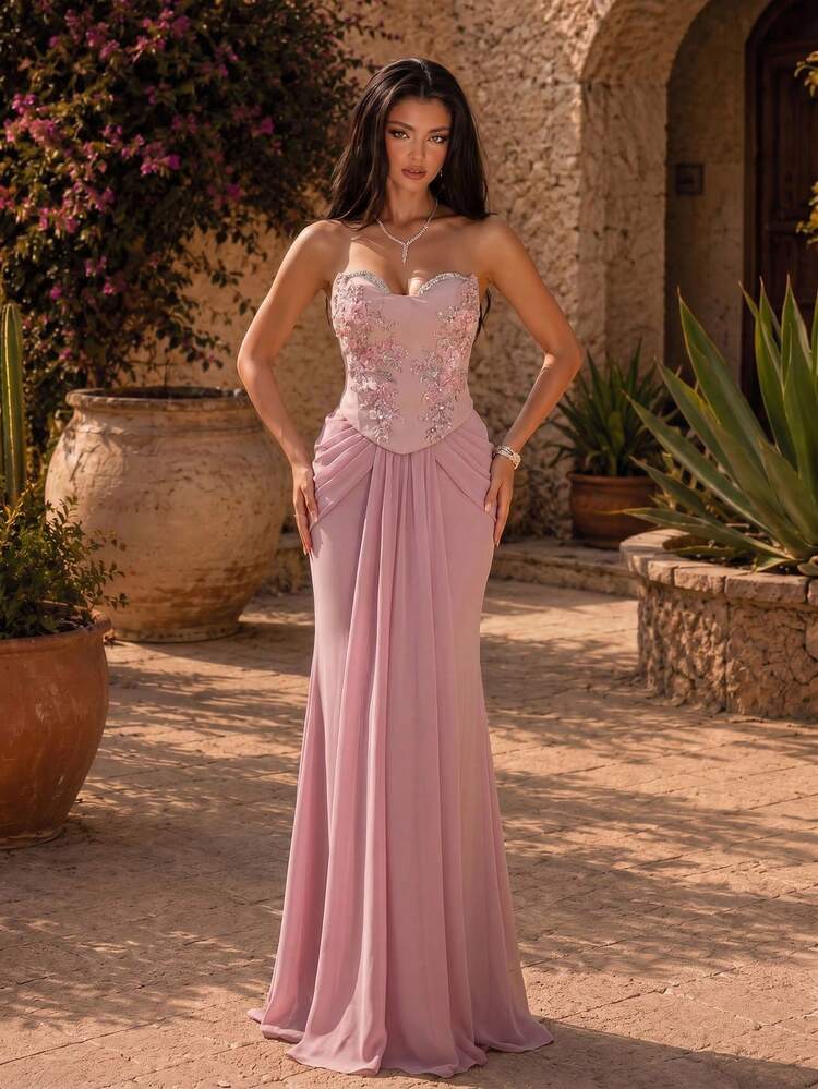 Coutiva Women's Elegant Evening Gown,3D Floral Applique Mermaid Hem Formal Party Dress,Luxury Square Neck Sleeveless Slim Bodycon Gown For Wedding Guest Prom