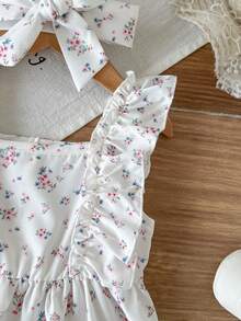 SHEIN Mädchen Sommer Frisches Ditsy Blumen Muster Trägerkleid, Rüschen Design mit flatternden Ärmeln, süßer Stil Baby Mädchen Prinzessinnenkleid, Baby Reise Urlaub Feenkleid - Verschiedenfarbig - Übersicht 5