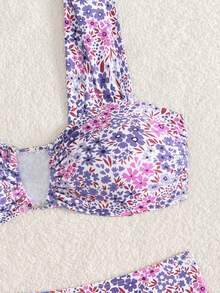 Swim Mod Springbreak Women's Summer New Random Print Multicolor V-Neck Double Strap Sweet Ditsy Floral Pattern Vacation Bikini Set - Multicolor - View 3